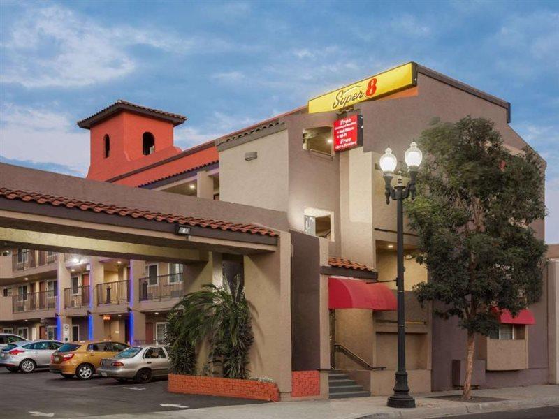 Super 8 By Wyndham El Cajon San Diego Екстериор снимка